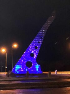 Sundial in Grande Prairie lit blue for Goodwill Week